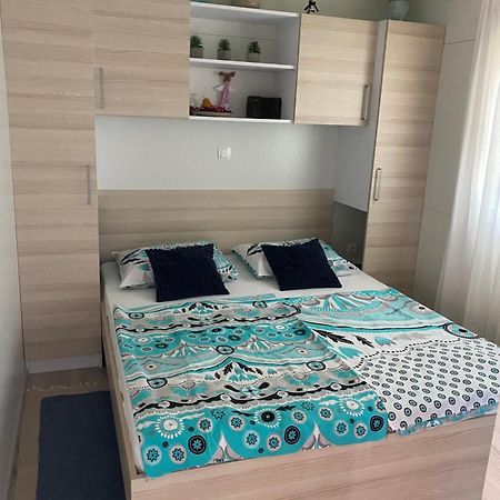 Amore Del Mare, Seaside Family Pace, Free Parking And Wifi In Camp Dalmatino Drage Exterior photo