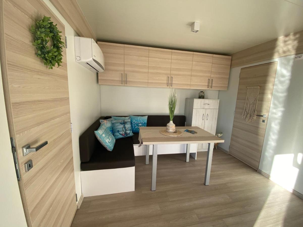 Amore Del Mare, Seaside Family Pace, Free Parking And Wifi In Camp Dalmatino Drage Exterior photo