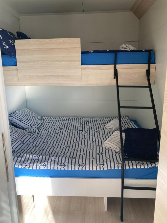 Amore Del Mare, Seaside Family Pace, Free Parking And Wifi In Camp Dalmatino Drage Exterior photo