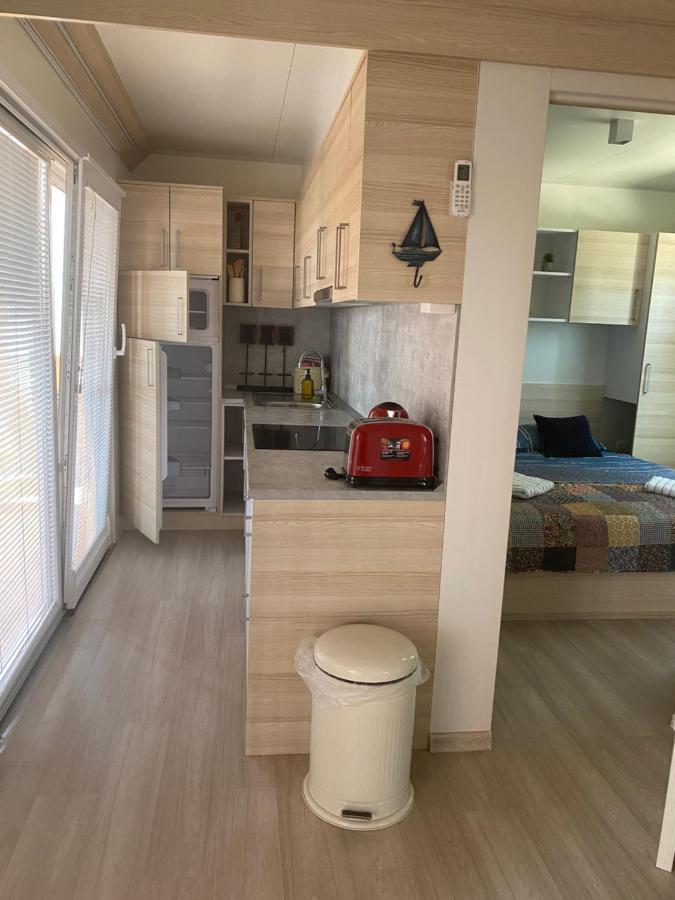 Amore Del Mare, Seaside Family Pace, Free Parking And Wifi In Camp Dalmatino Drage Exterior photo